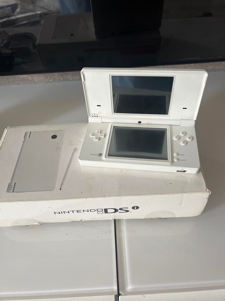 Nintendo DS Phat met oplader, stylus en hoes, Wit, DS Original of Phat, Ophalen of Verzenden, Zo goed als nieuw