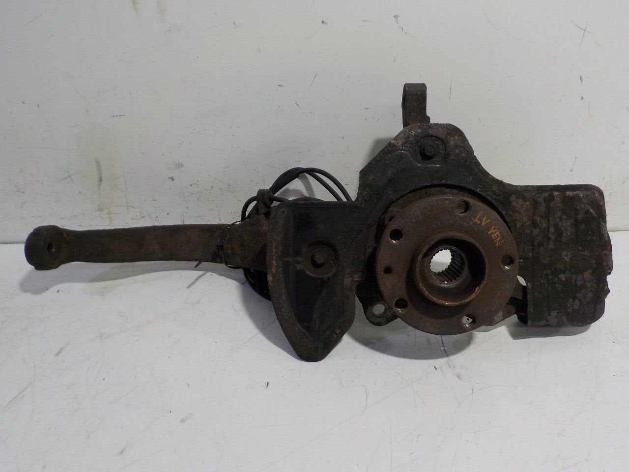 Wielnaaf links voor Alfa Romeo GT, Onderdelen@venauto.nl, Van der Ven Autorecycling B.V., Gebruikt, Ettenseweg 76, 4706 PB Roosendaal, The Netherlands