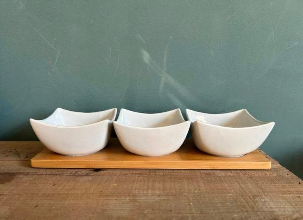 Houten plankje met 3 schaaltjes, Overige typen, Ophalen of Verzenden, Nieuw