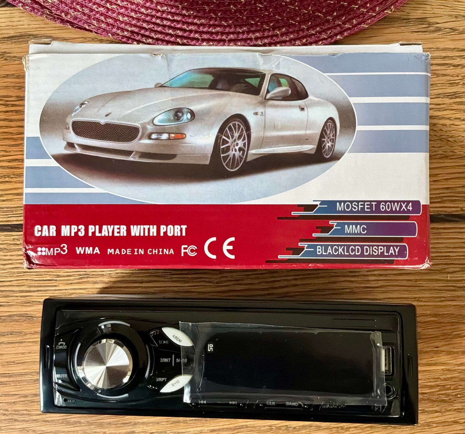 Nieuwe autotadio 4x60 Watt, Ophalen of Verzenden, Nieuw