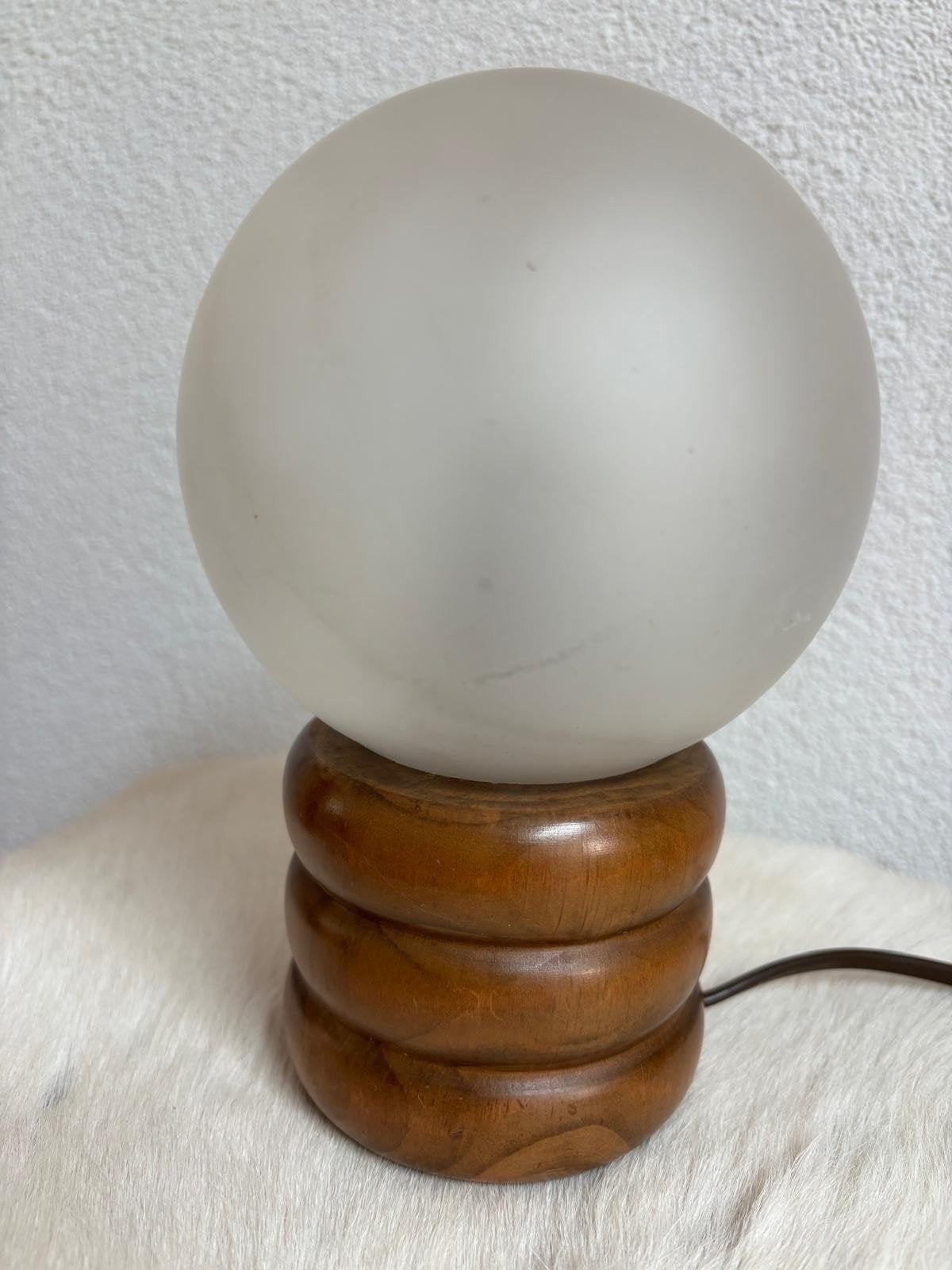 retro tafellamp, glas, hout, 20 cm hoog, Ophalen of Verzenden, Glas