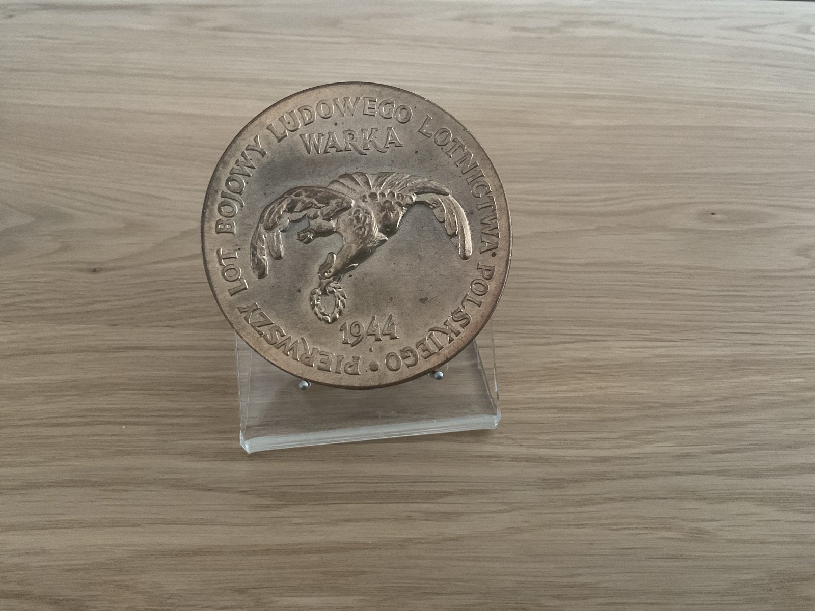 Poolse Medaille 1944 - Eerste Gevechtsvliegbasis Warka, Ophalen of Verzenden, Overige materialen, Buitenland