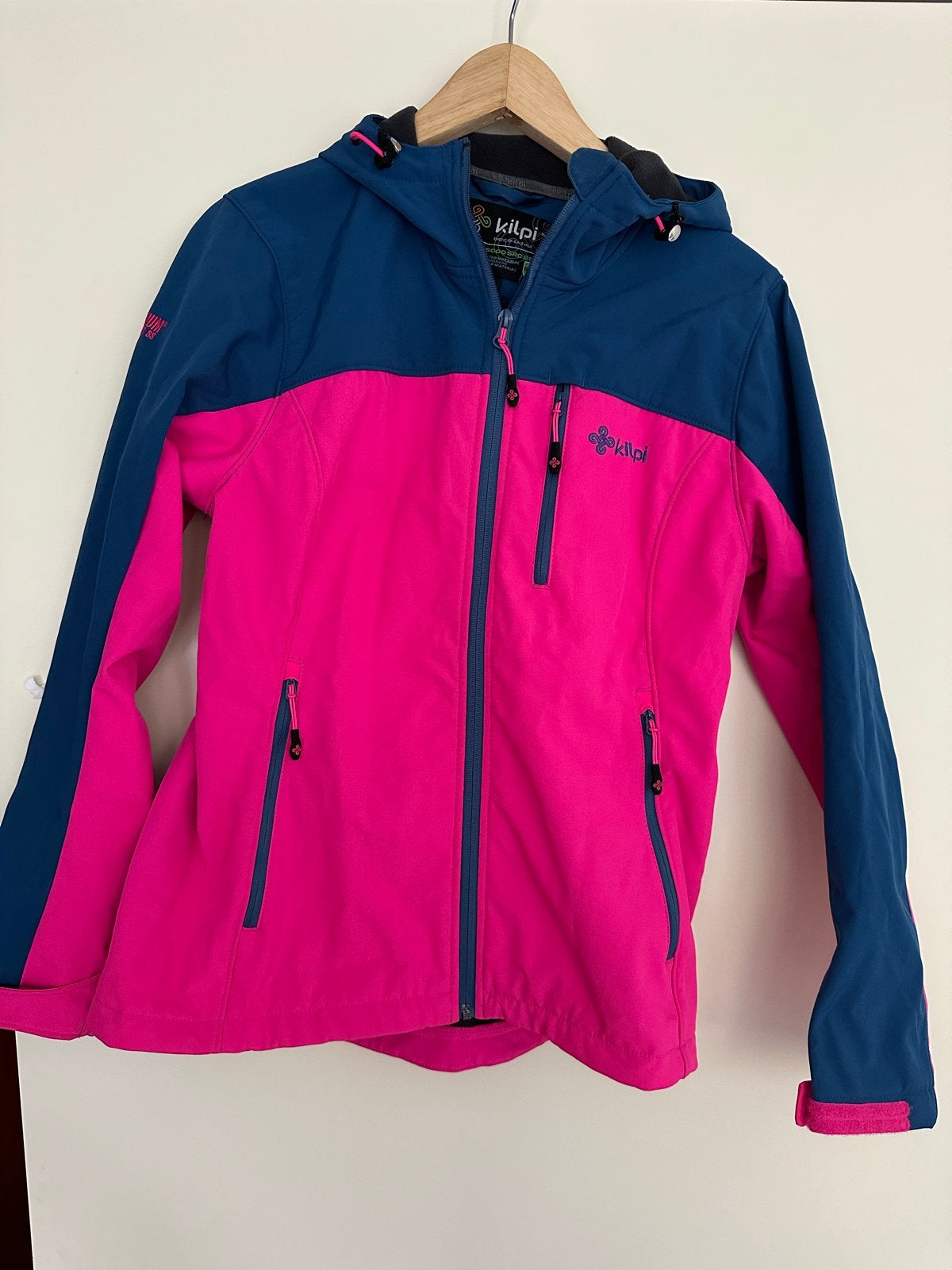 Kilpi softshell jas maat 40 - NIEUW, Ophalen of Verzenden, Nieuw, Maat 38/40 (M), Meerkleurig