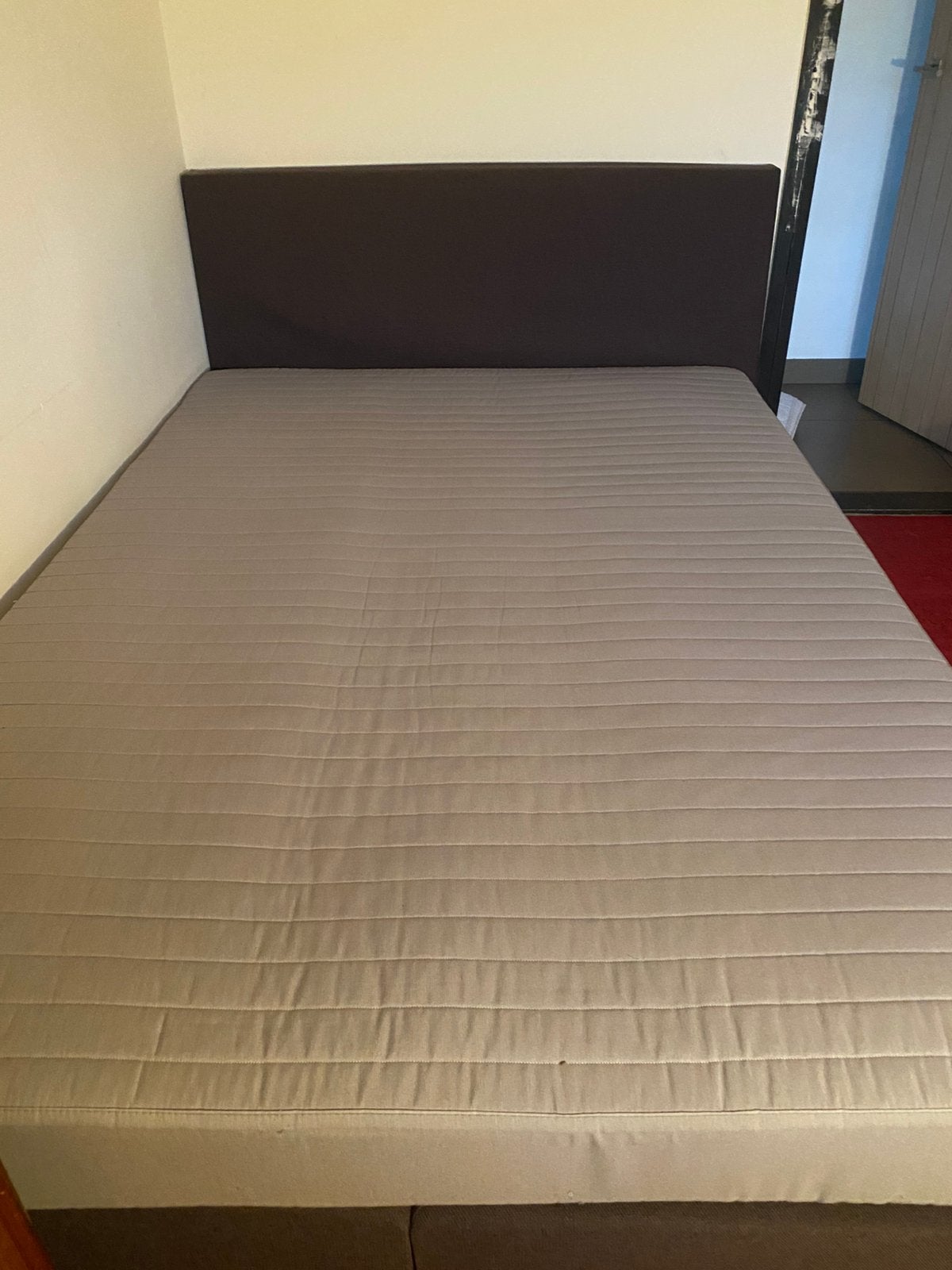 Gratis gebruikte boxspring met matras, Ophalen, Gebruikt, Bruin, Tweepersoons