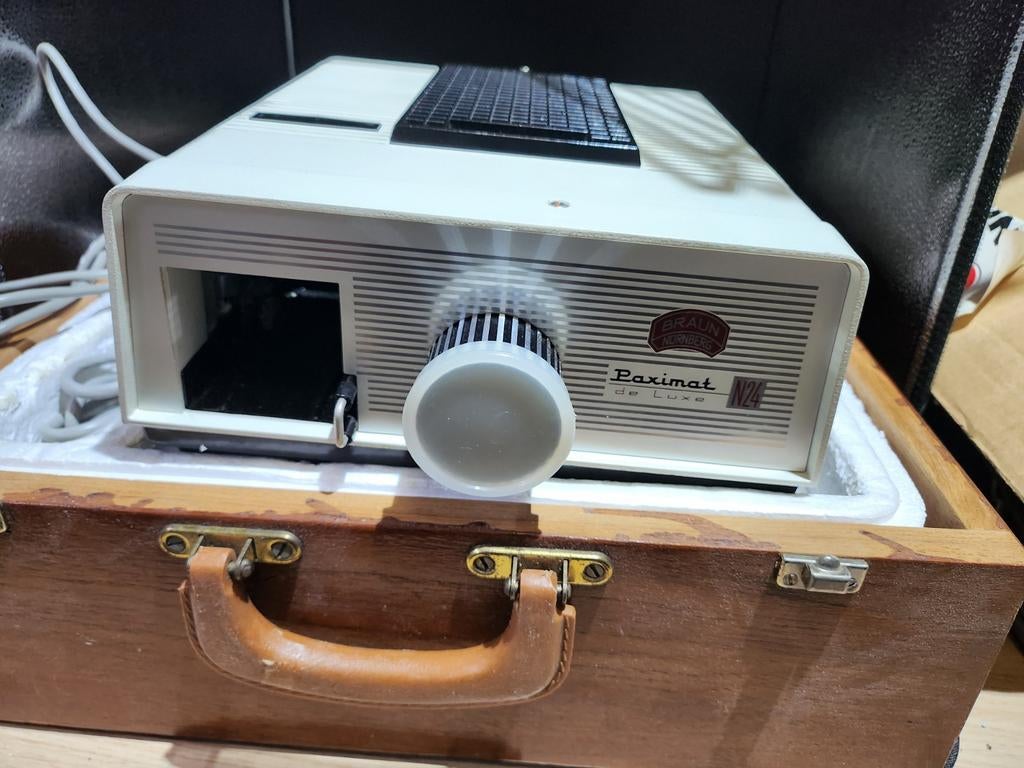 Braun Nurnberg Paximat de Luxe N24 diaprojector, Ophalen of Verzenden, Diaprojector, Dia, Antiek