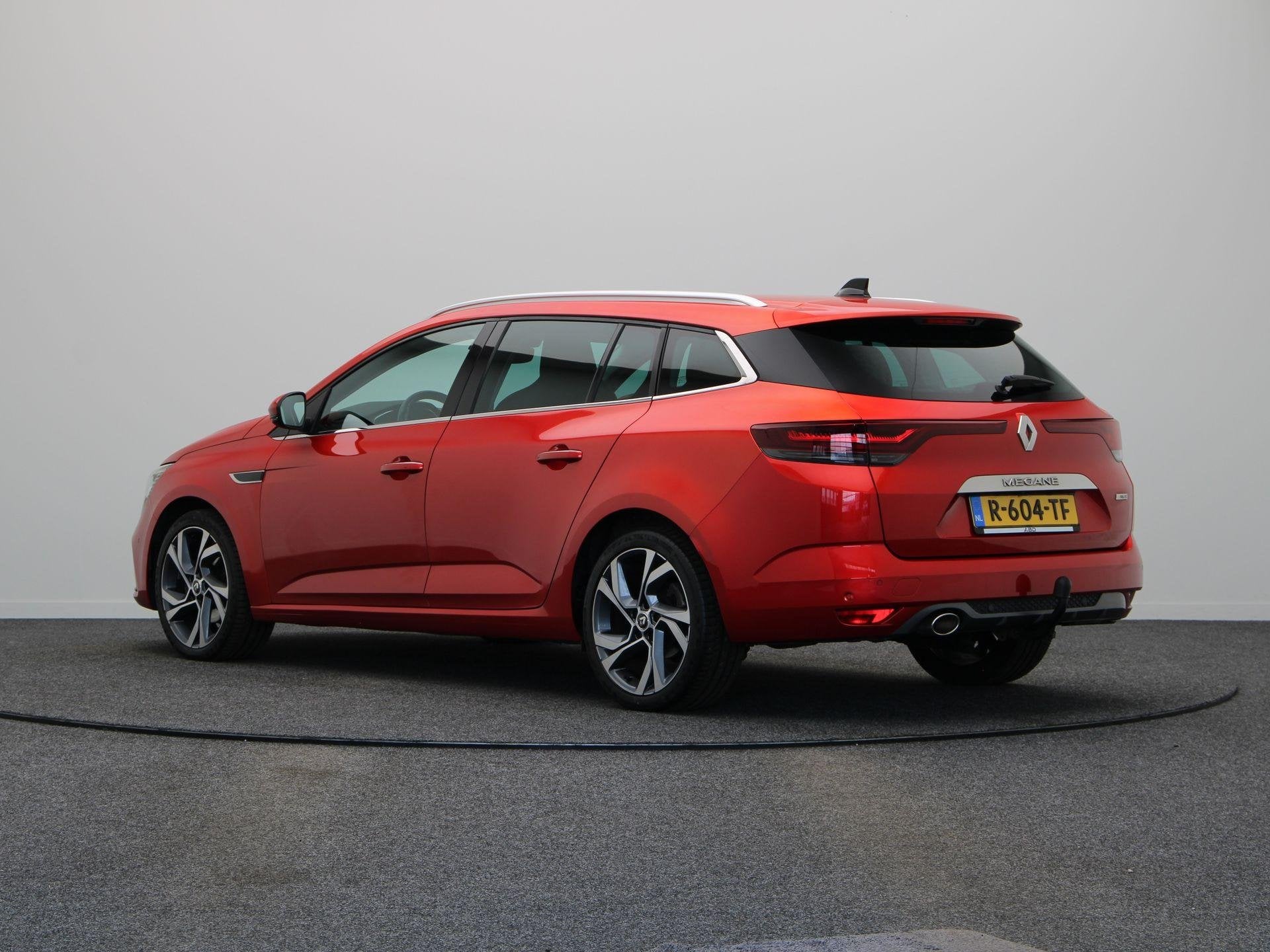 Renault Mégane Estate 1.3 TCe R.S. Line | Automaat | Trekha, Stof, Gebruikt, 4 cilinders, 715 kg