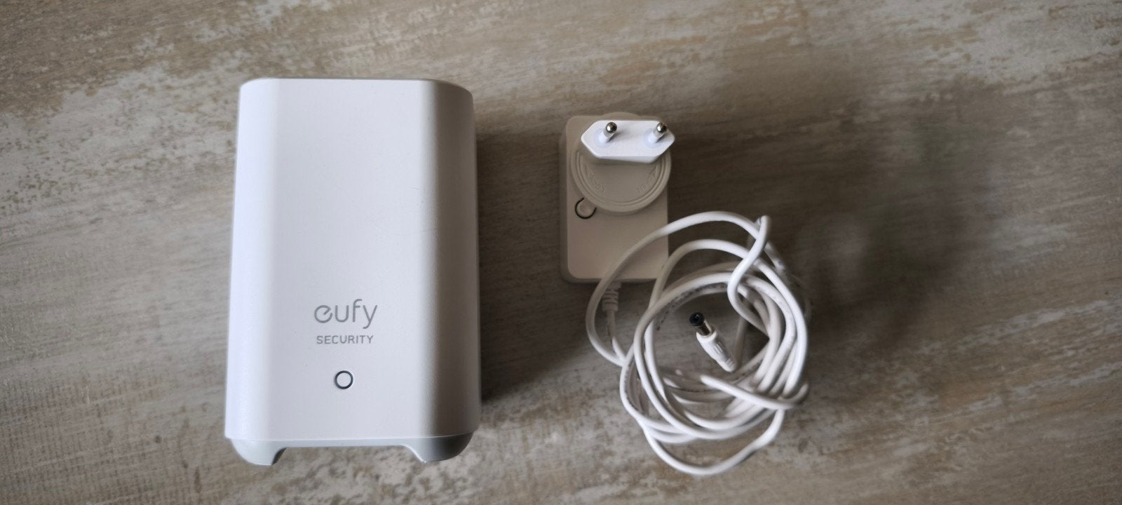 Eufy HomeBase 2 – in goede staat, Ophalen of Verzenden, Zo goed als nieuw, Buitencamera