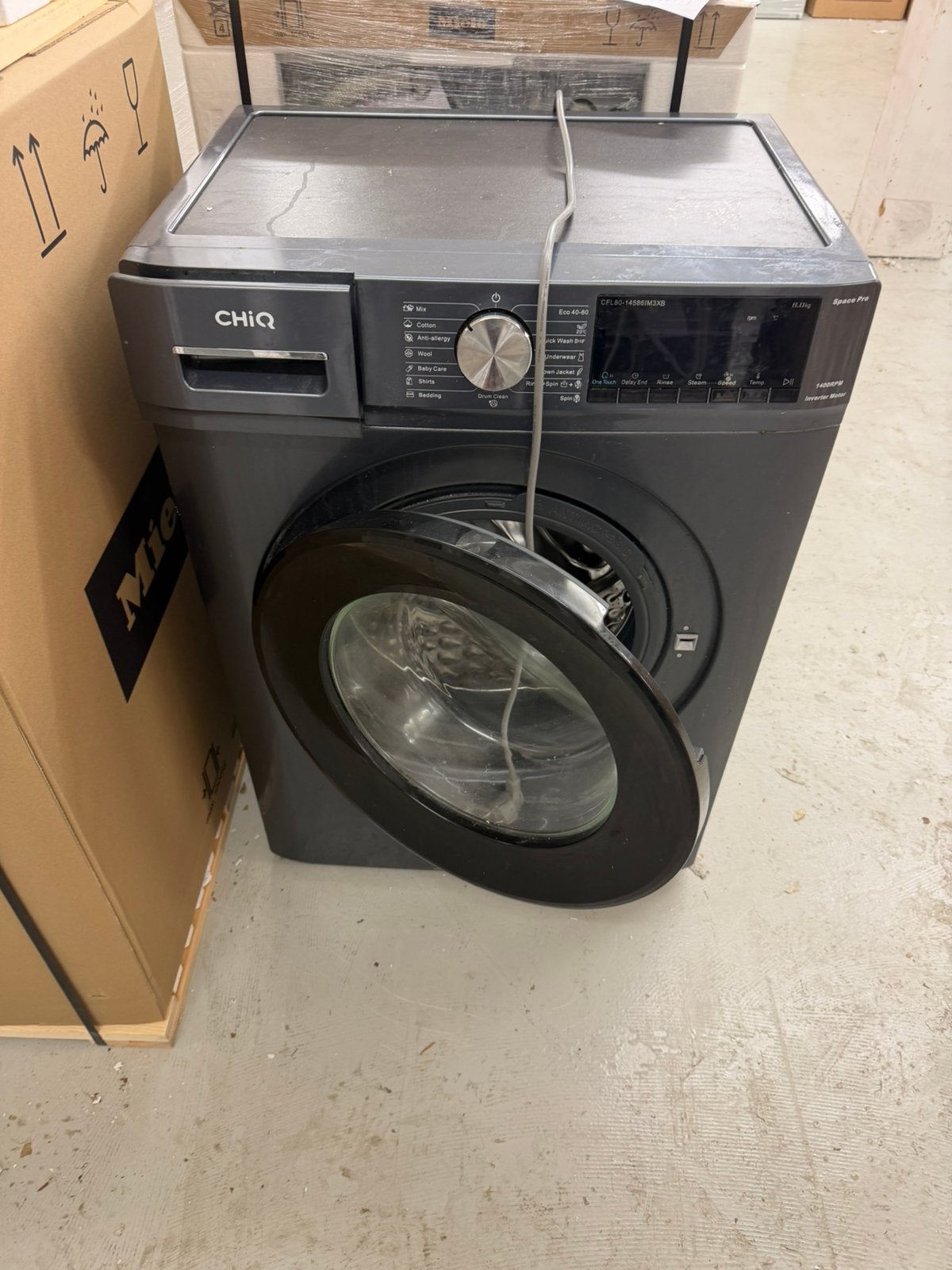 Chiq wasmachine 8 kilo te koop, Ophalen, Zo goed als nieuw, 1200 tot 1600 toeren, 85 tot 90 cm
