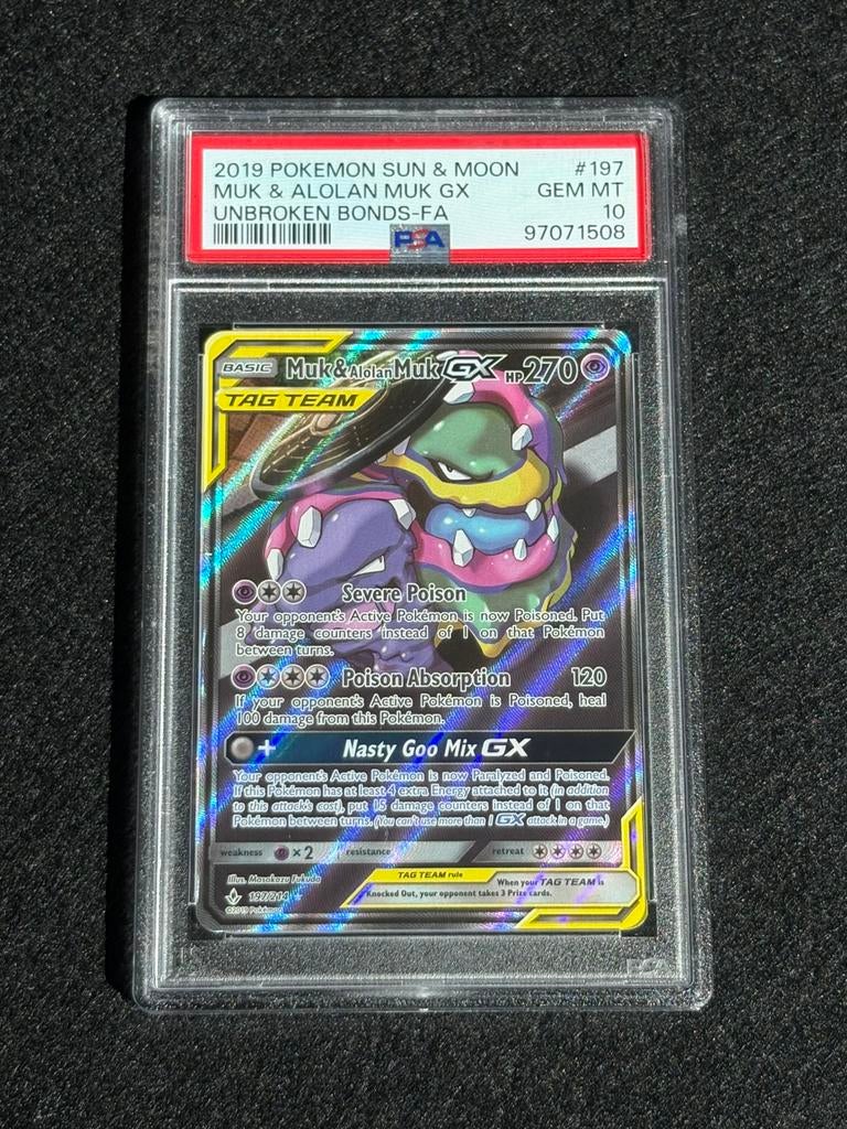 Muk & Alolan Muk GX #197 PSA 10, Hobby en Vrije tijd, Verzamelkaartspellen | Pokémon, Ophalen of Verzenden, Zo goed als nieuw