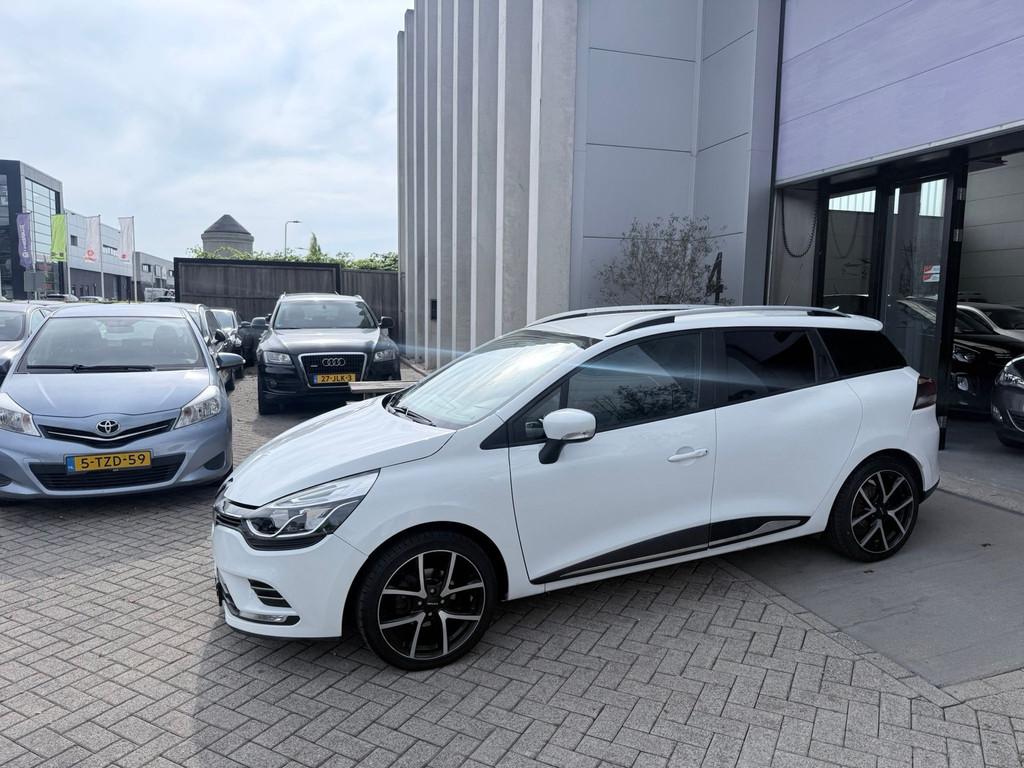 Renault Clio 0.9 TCe AIRCO! CRUISE! LED! 17INCH! NAP! INRUIL, Voorwielaandrijving, 898 cc, Gebruikt, 580 kg