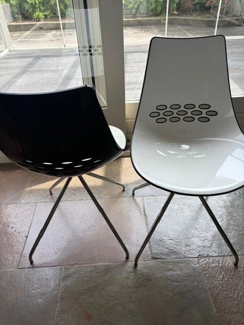 design stoelen, Ophalen, Twee, Zwart, Zo goed als nieuw