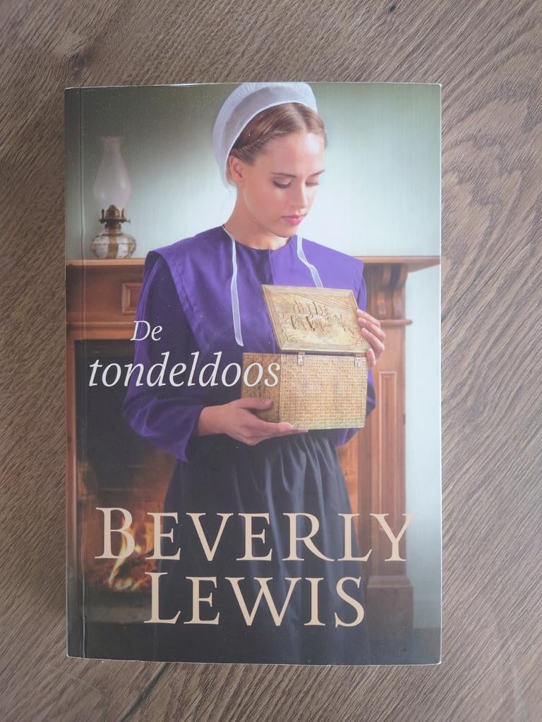 De Tondeldoos - Beverly Lewis (roman), Ophalen of Verzenden, Gelezen, Beverly Lewis, Nederland