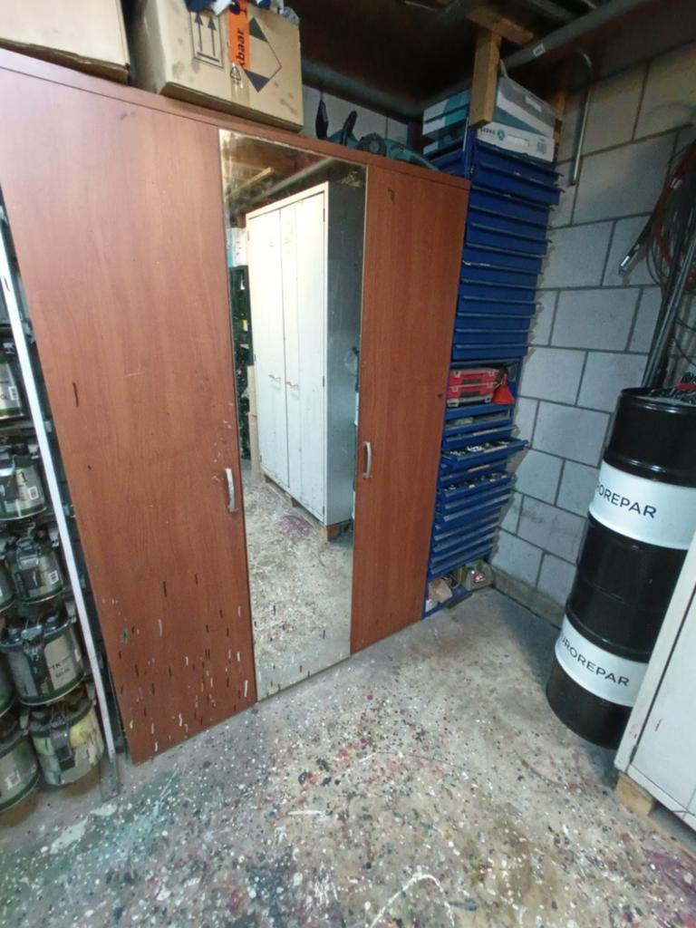 Kast voor schuur  werkplaats, Huis en Inrichting, Verzenden, Gebruikt