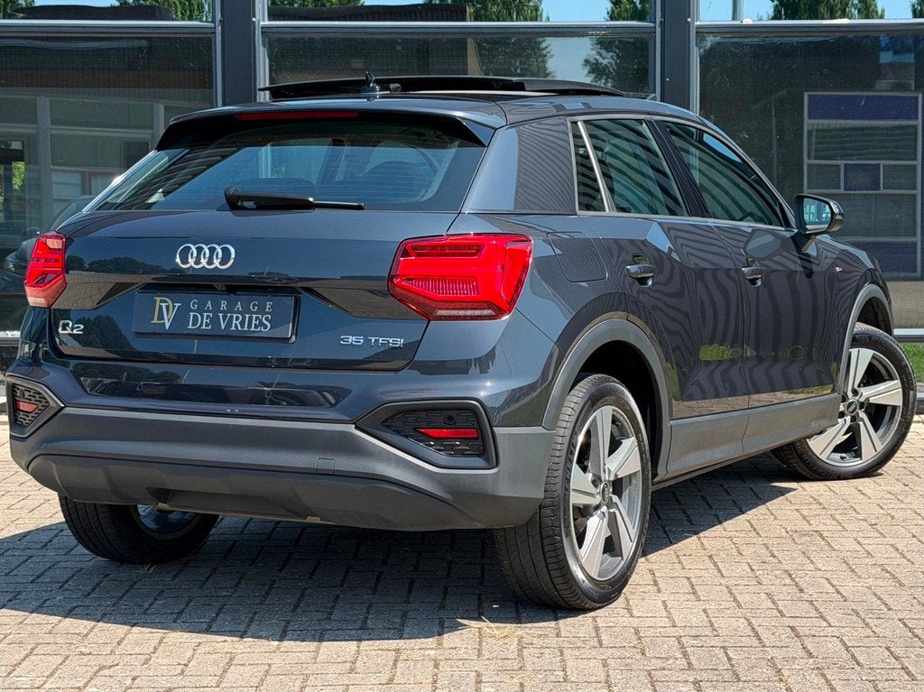 Audi Q2 35 TFSI S Edition S-Line Aut Panoramadak Virtual Led, Auto's, Audi, 4 cilinders, 150 pk, Parkeerassistent, Bedrijf