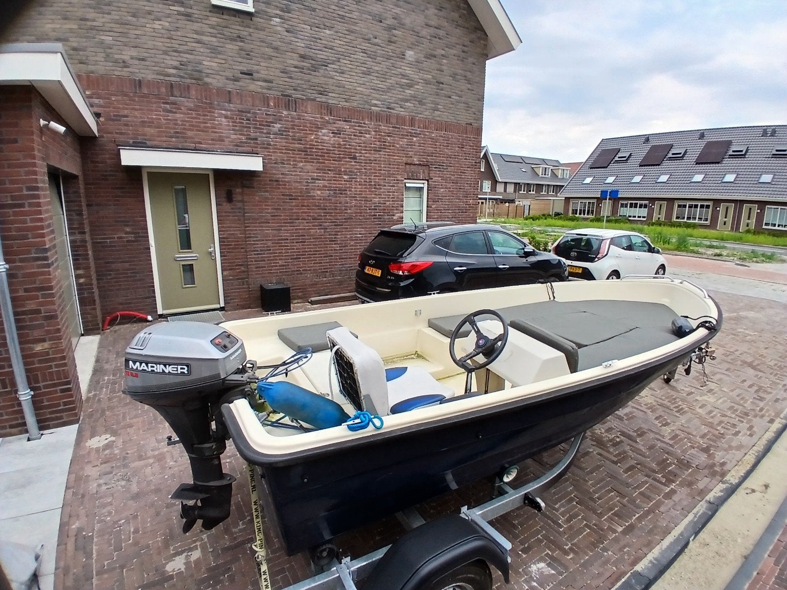 Mooie Master Family 9.9 motor en kussens voor in, Watersport en Boten, Ophalen, Buitenboordmotor, Trailer