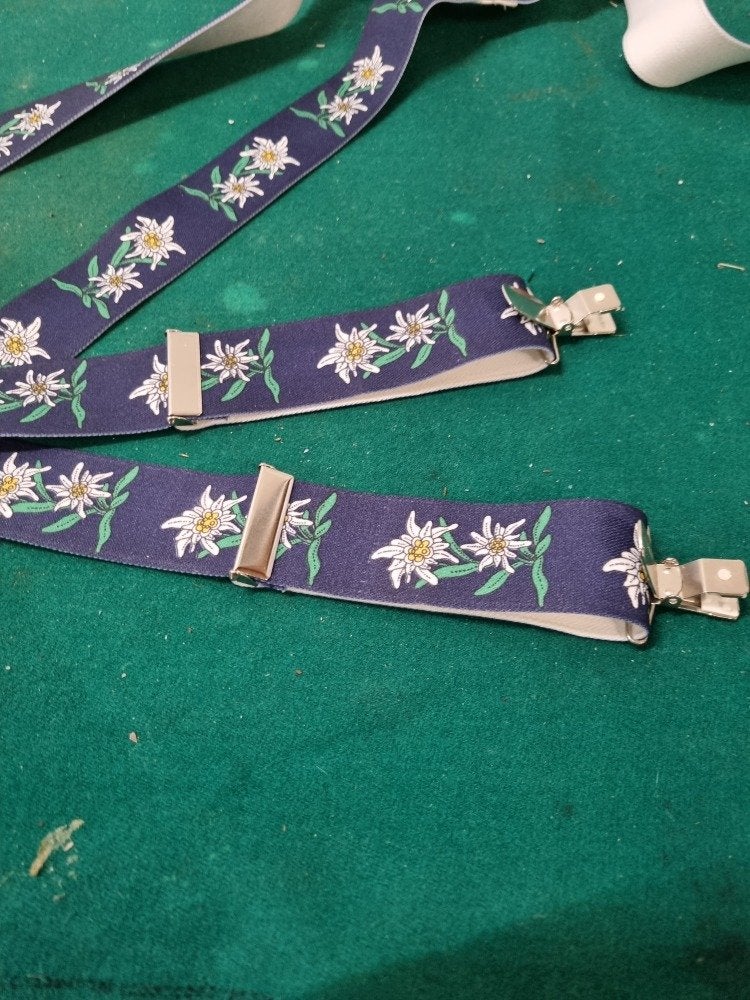 bretels galgen edelweis, Ophalen of Verzenden, 'T Olde Gre-j, Info@toldegrej.nl, Endepoelstraat 20f Didam