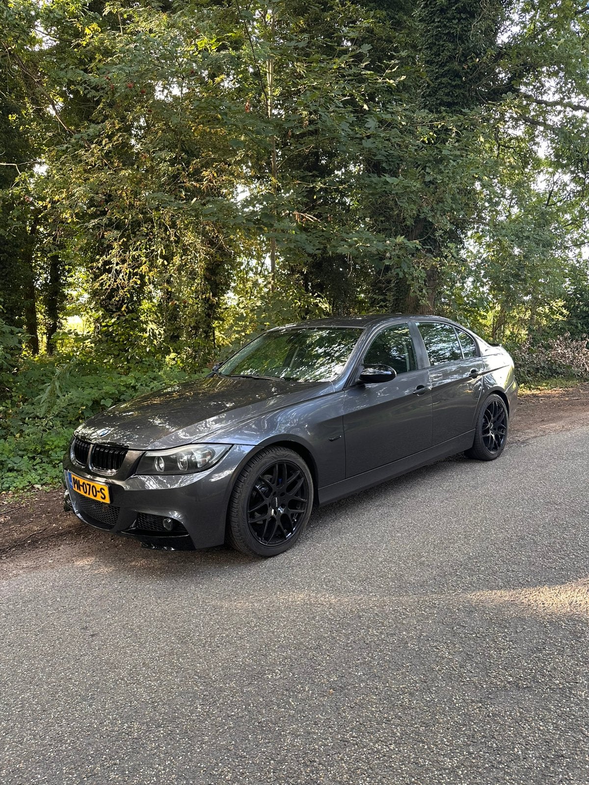 BMW 3-Serie 2.0 I 320 AUT 2007 Grijs, 1995 cc, 4 cilinders, 1365 kg, Grijs