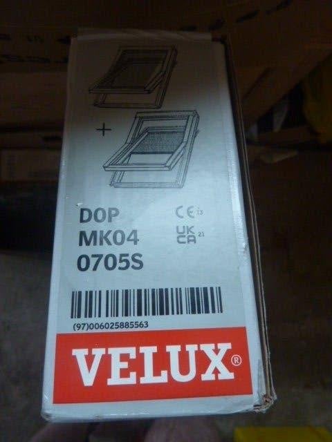 Nieuw Velux verduisterend gordijn + buitenzonwering / MK04, Verduisterend, Nieuw, Ophalen of Verzenden, Gordijn