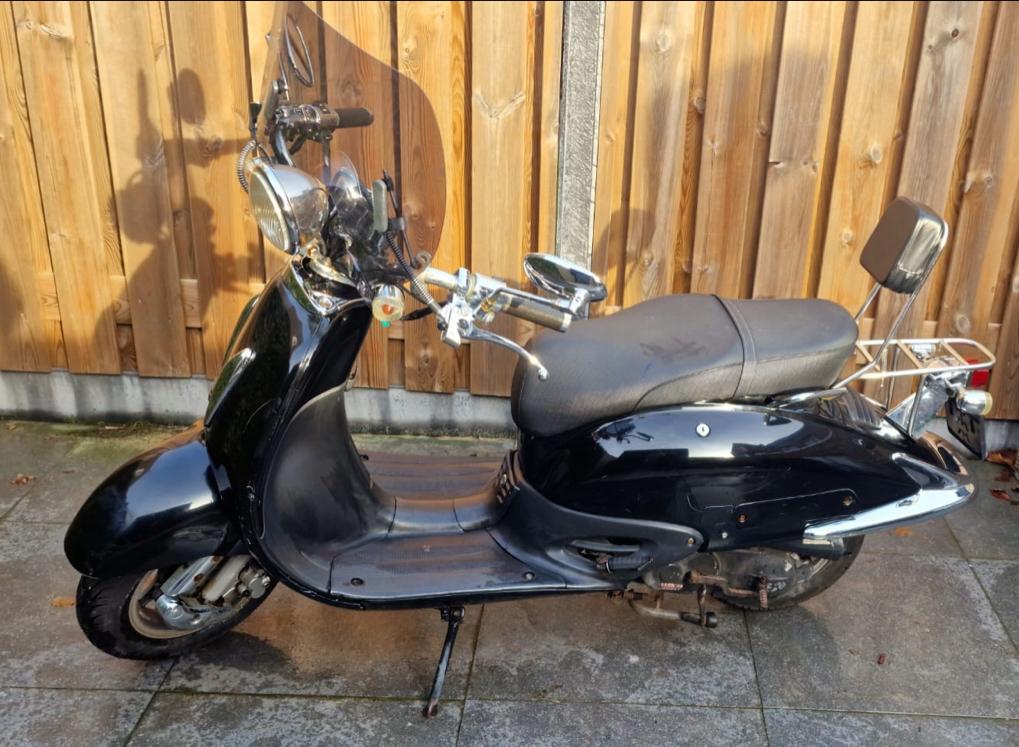 Znen ZN2B 4-takt scooter 4-4 ophalen naar hoogste bieder, Ophalen of Verzenden, Gebruikt, Benzine, Overige merken