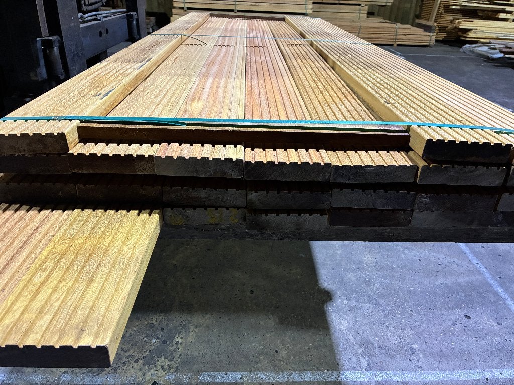 Vlonderplanken-planken-Schutting-Hardhout-Guariuba-35x143mm, Ophalen, Nieuw, Hout