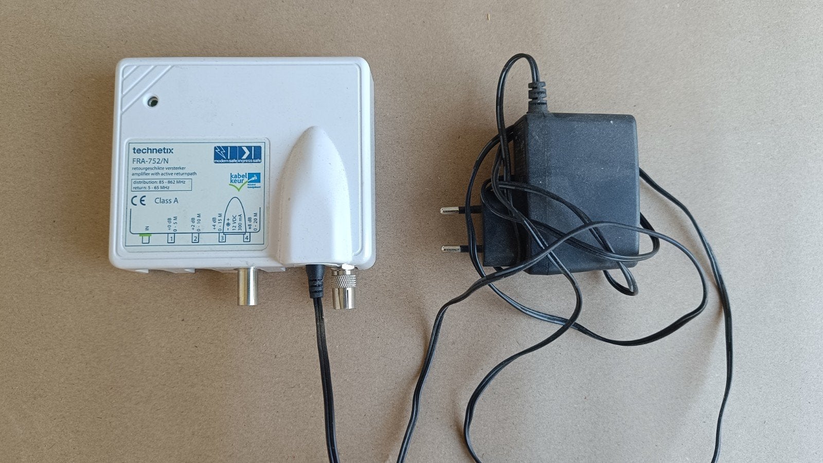 Bi directionele antenne versterker, Ophalen of Verzenden
