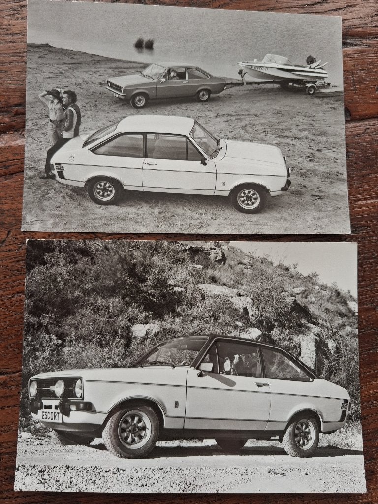 Ford Escort 1975 1300  Sport en 1600  Sport PERSFOTO 2X, Ophalen of Verzenden, Gelezen, Overige merken