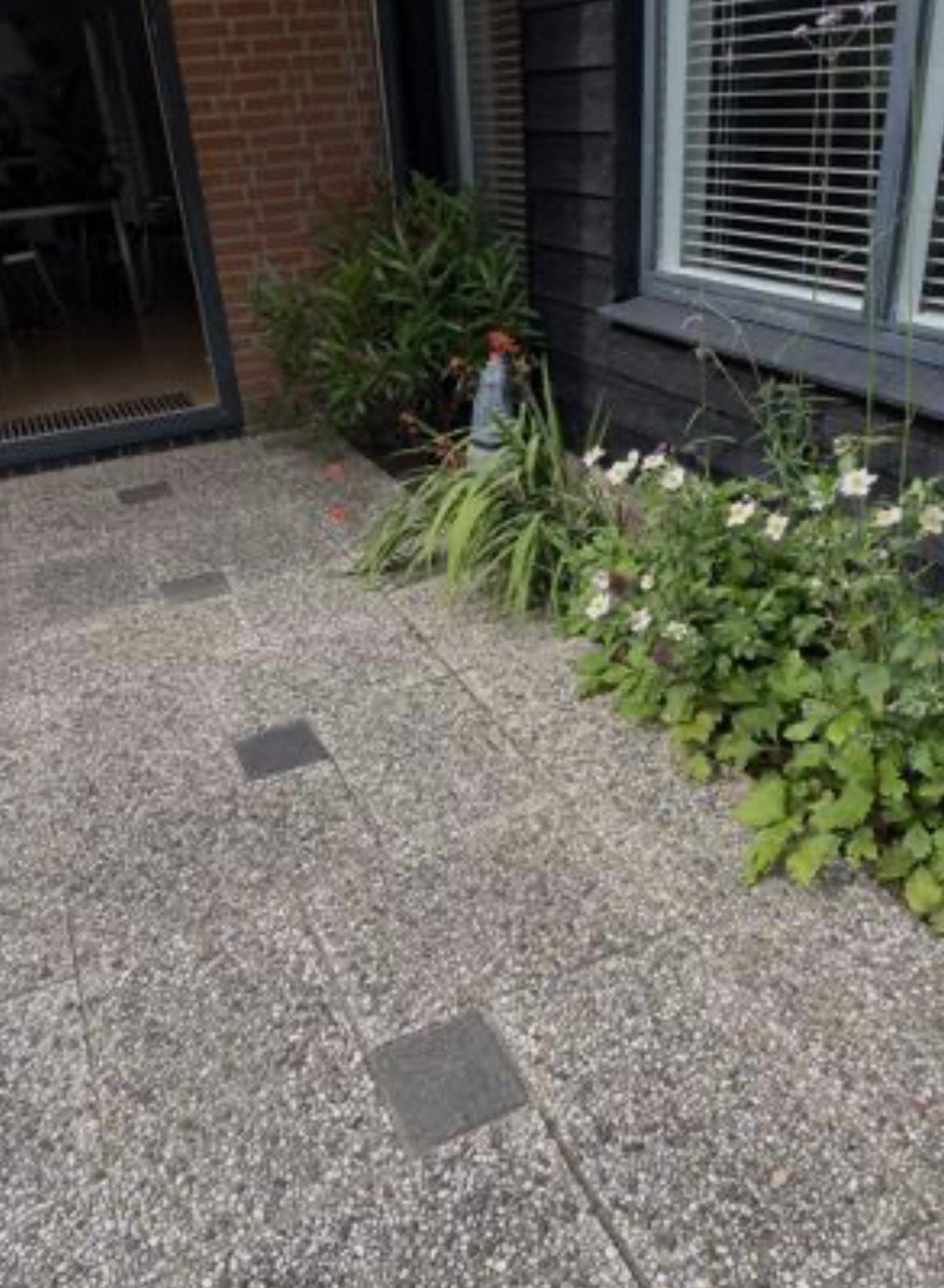 Gratis Grindtegels 200 stuks 60x40 =48 m2. Delft, Ophalen, Gebruikt, 10 m² of meer, Beton