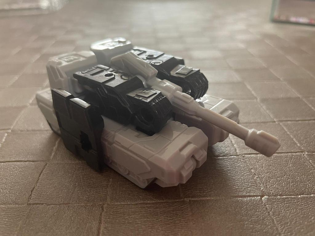Transformers Authentics Megatron, Verzamelen, Transformers, Overige generaties, Ophalen, Nieuw