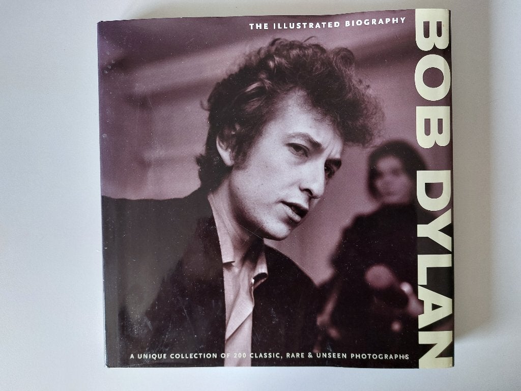 The Illustrated Biography Bob Dylan (Chris Rushby: 2009), Verzenden, Zo goed als nieuw, Artiest