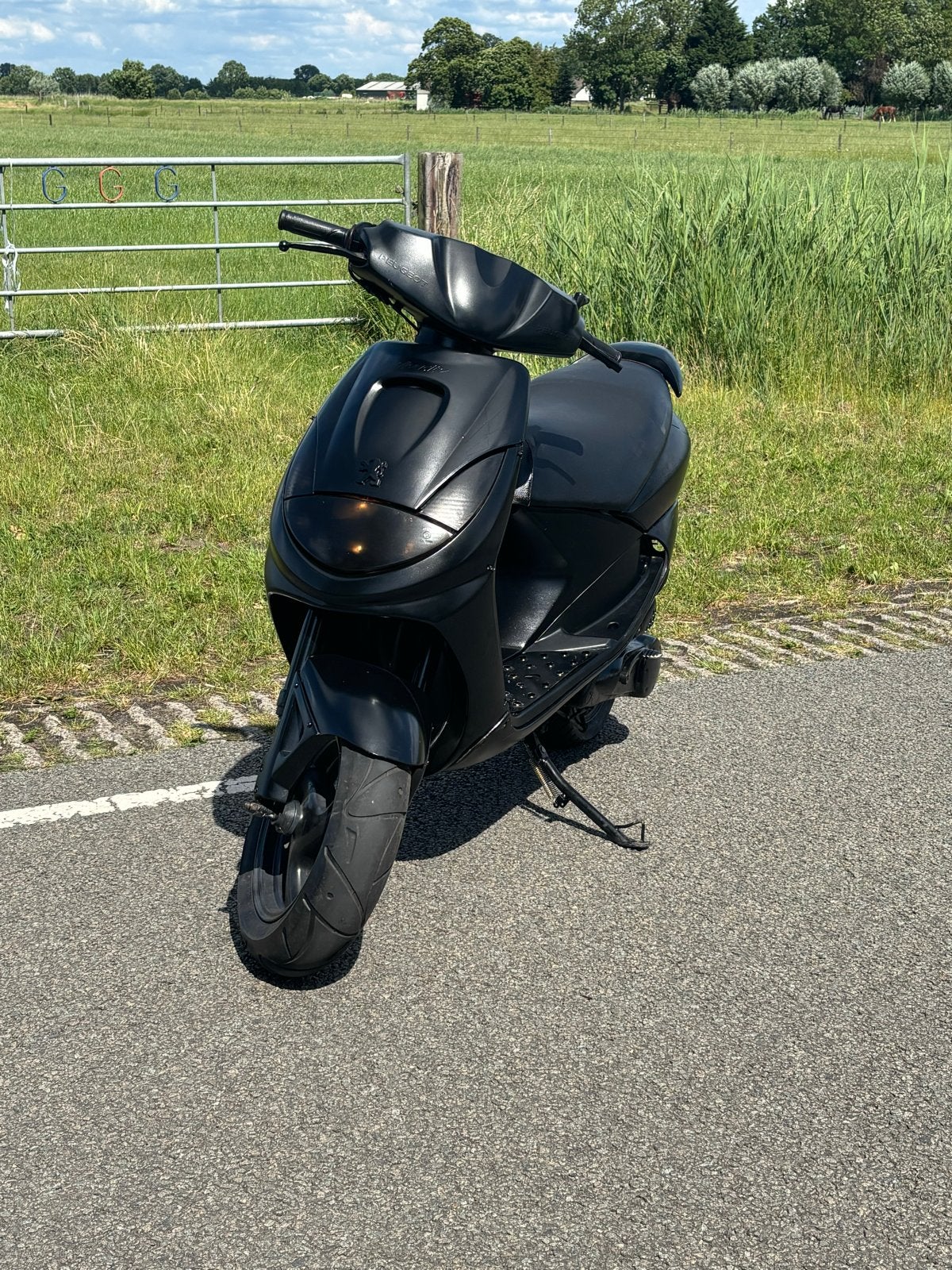Peugeot vivacity | zwart | 2 takt, Ophalen, Gebruikt, Benzine, Peugeot