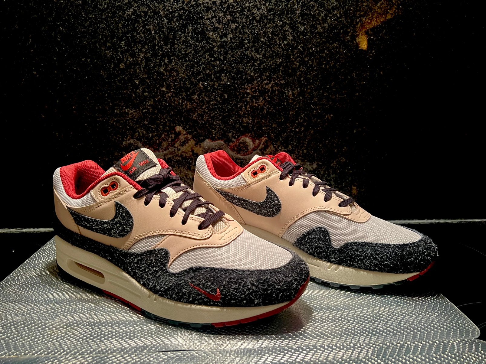 Nike Air Max 1 "Keep Rippin Stop Slippin 2.0" EU44, Overige kleuren, Nieuw, Ophalen of Verzenden, Sneakers of Gympen