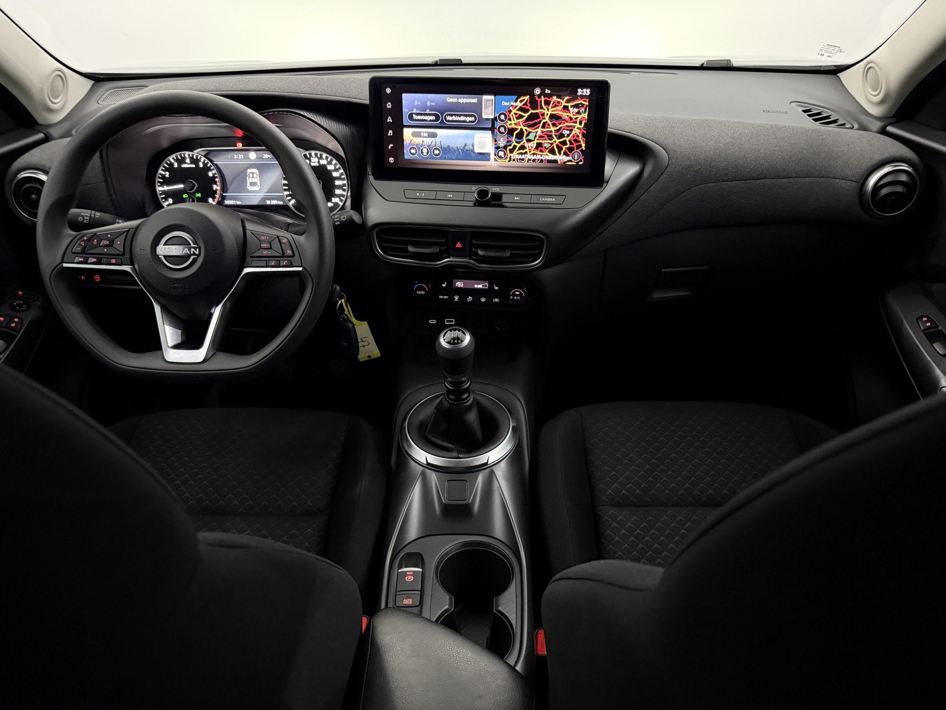 Nissan Juke 1.0 DIG-T Acenta Camera, Navi, Stoelverwarming,, Voorwielaandrijving, Stof, Gebruikt, 116 pk