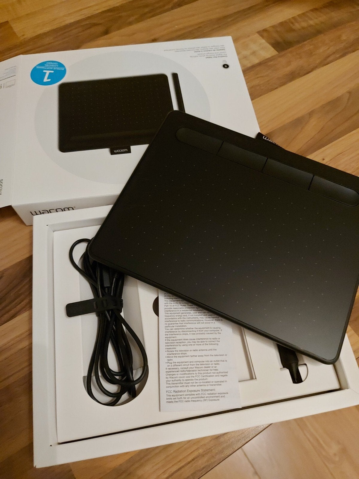 wacom intuos pen tablet, Computers en Software, Ophalen, Nieuw