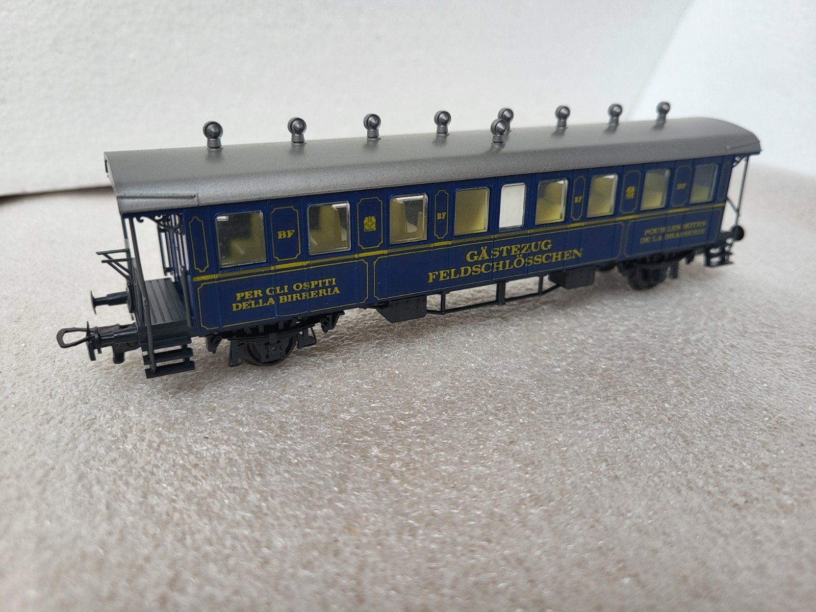Liliput 277 52 Gastezug Feldschlosschen Wagon HO, Gebruikt, Gelijkstroom, Wagon, Ophalen of Verzenden