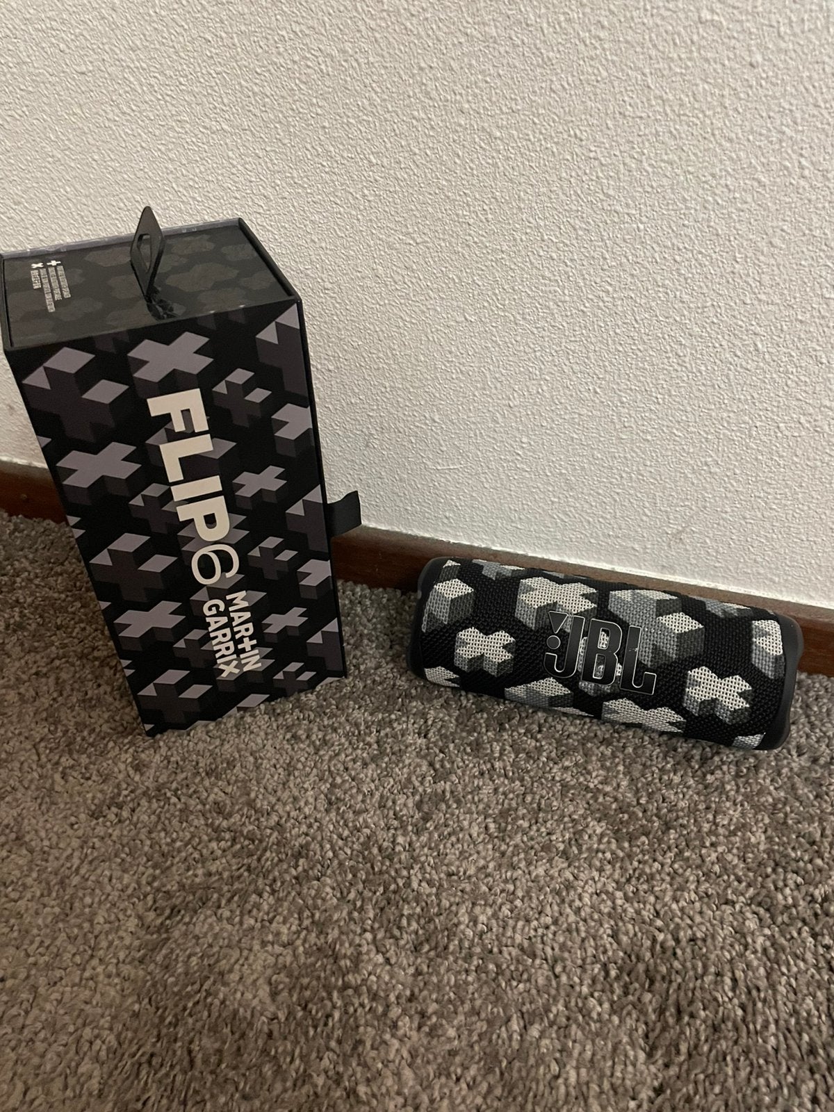 JBL Flip 6 Martin Garrix Edition – compleet, Verzenden, Zo goed als nieuw