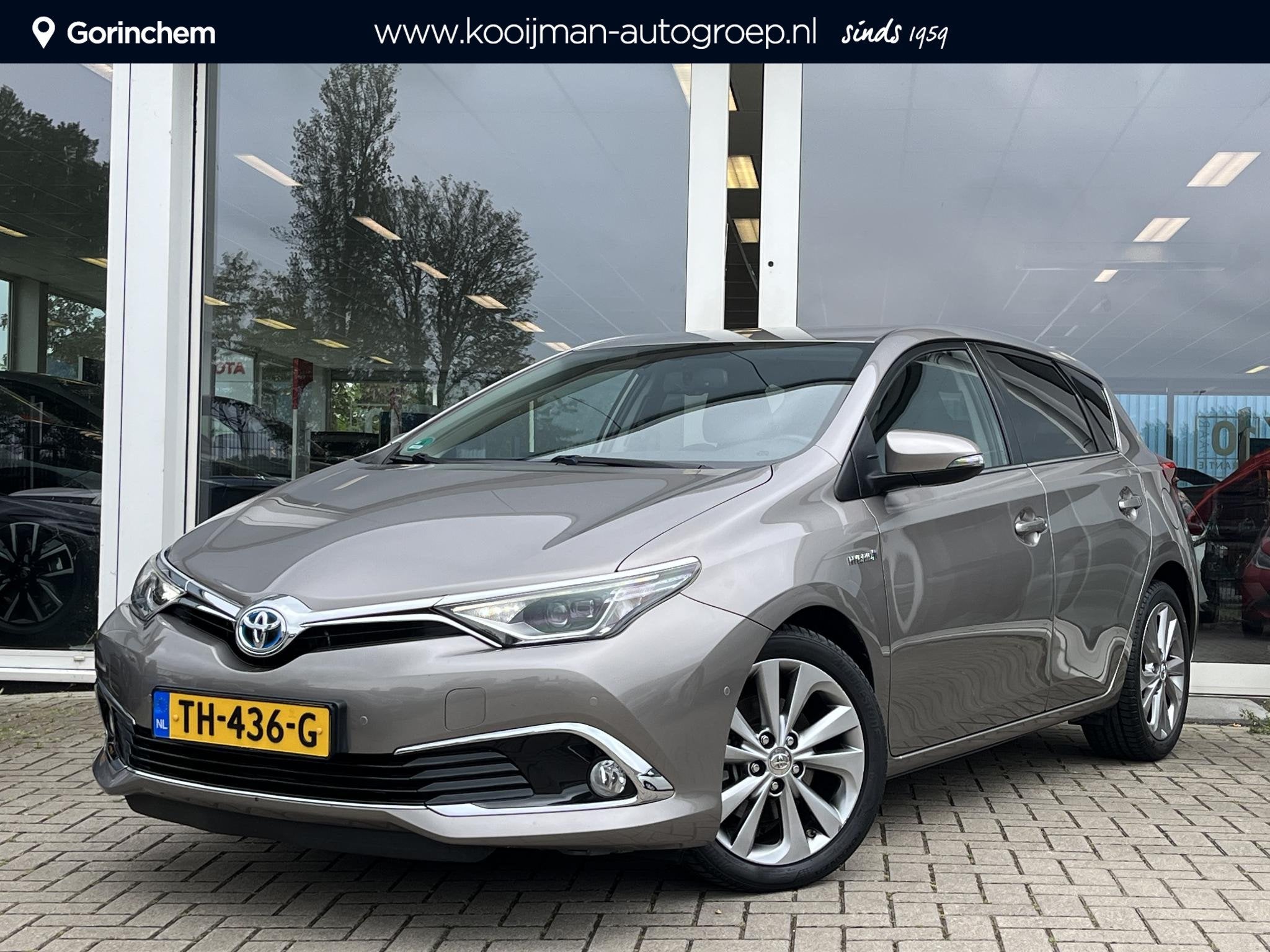 Toyota Auris 1.8 Hybrid Executive | Parkeersensoren | Trekha, 136 pk, Gebruikt, Euro 6, 4 cilinders