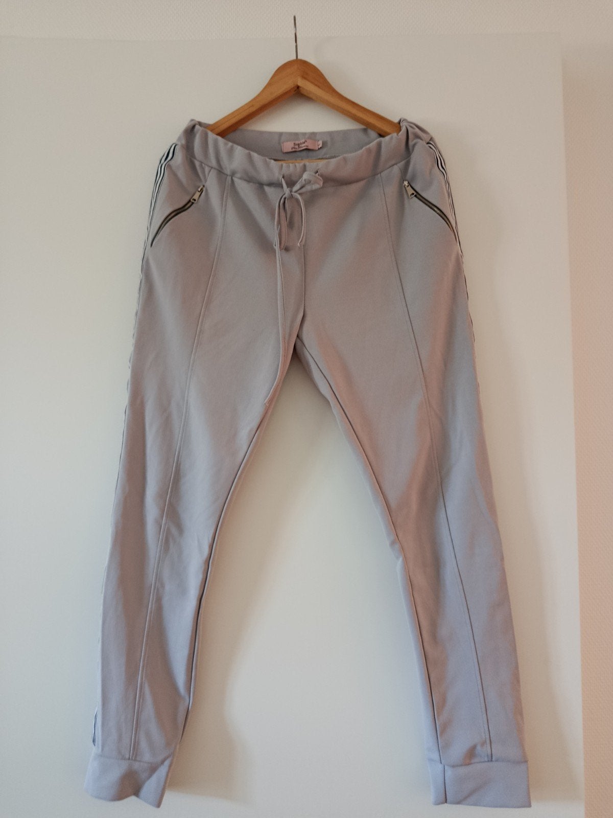 Sophia Pure Feminine Joggingbroek Maat L Grijs, Maat 42/44 (L), Ophalen of Verzenden, Zo goed als nieuw, Sophia Pure Feminine