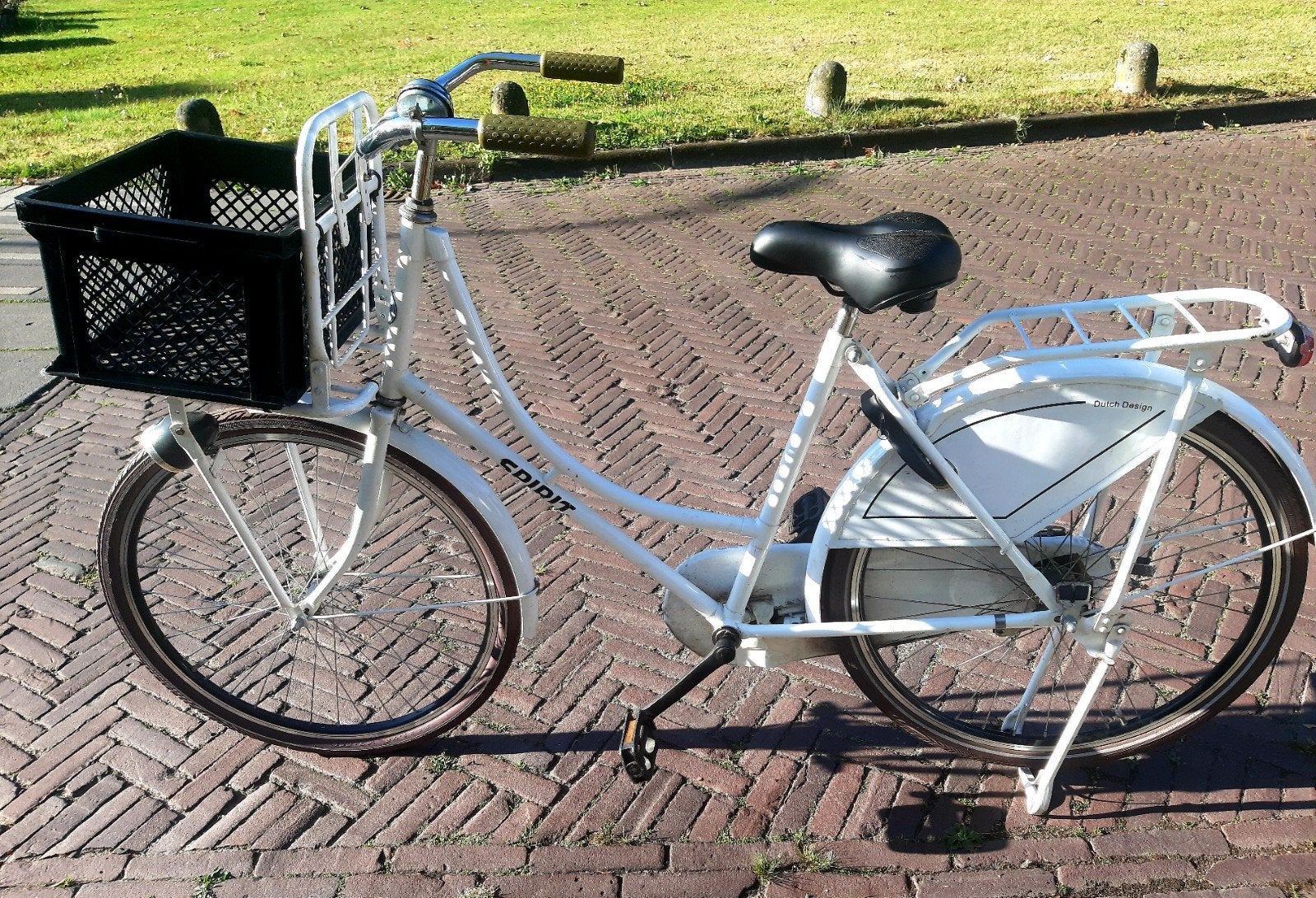 26 inch witte Spirit Cargo, Ophalen, Terugtraprem, Gebruikt, Spirit Cargo