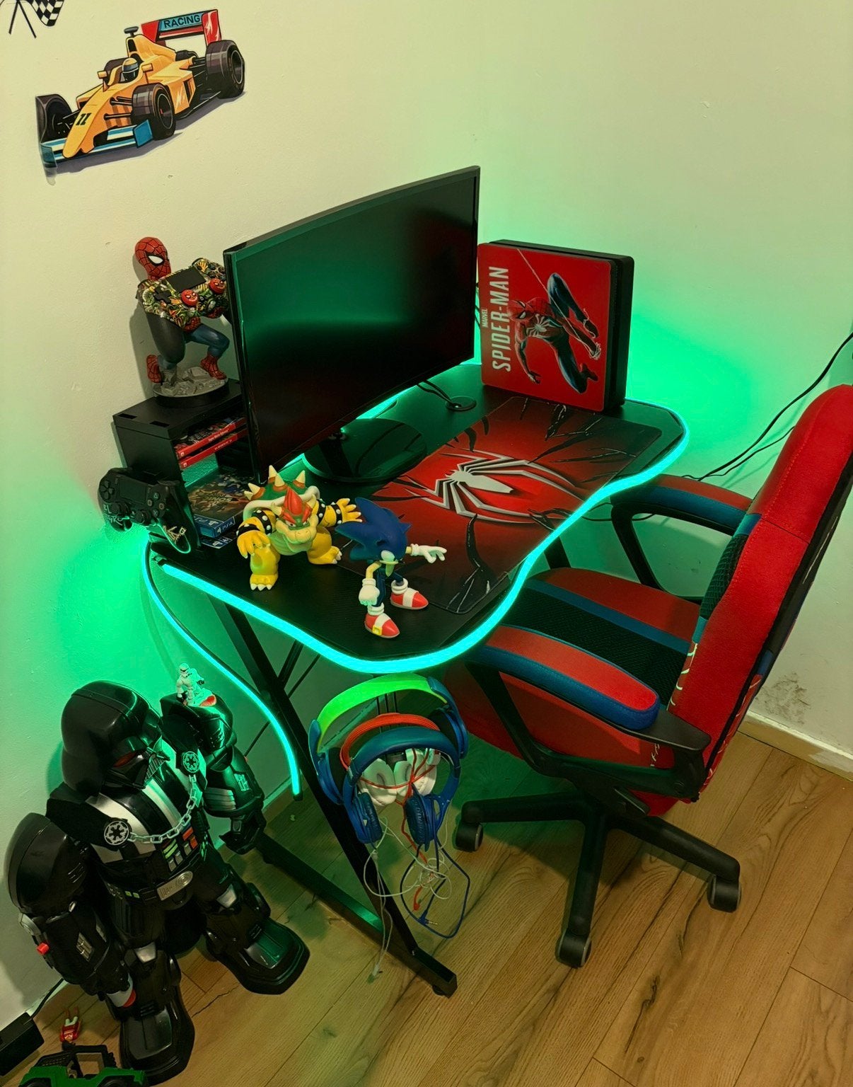 Ik verkoop mijn gamingstoel, Monitor(Samsung) En Tafel., Ophalen, Zo goed als nieuw, Tafel(s) en Stoel(en)