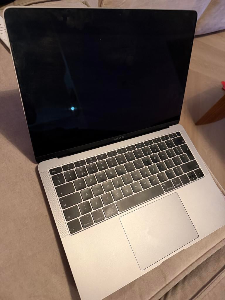 Macbook Air 2019 zilver 256GB, Computers en Software, Apple Macbooks, Ophalen, 256 GB, Qwerty, 8 GB