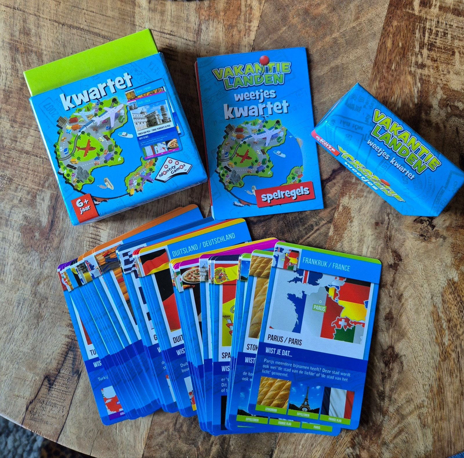 Vakantie Landen Weetjes Kwartet - Nieuw, Identity Games, Nieuw, Ophalen of Verzenden, Drie of vier spelers