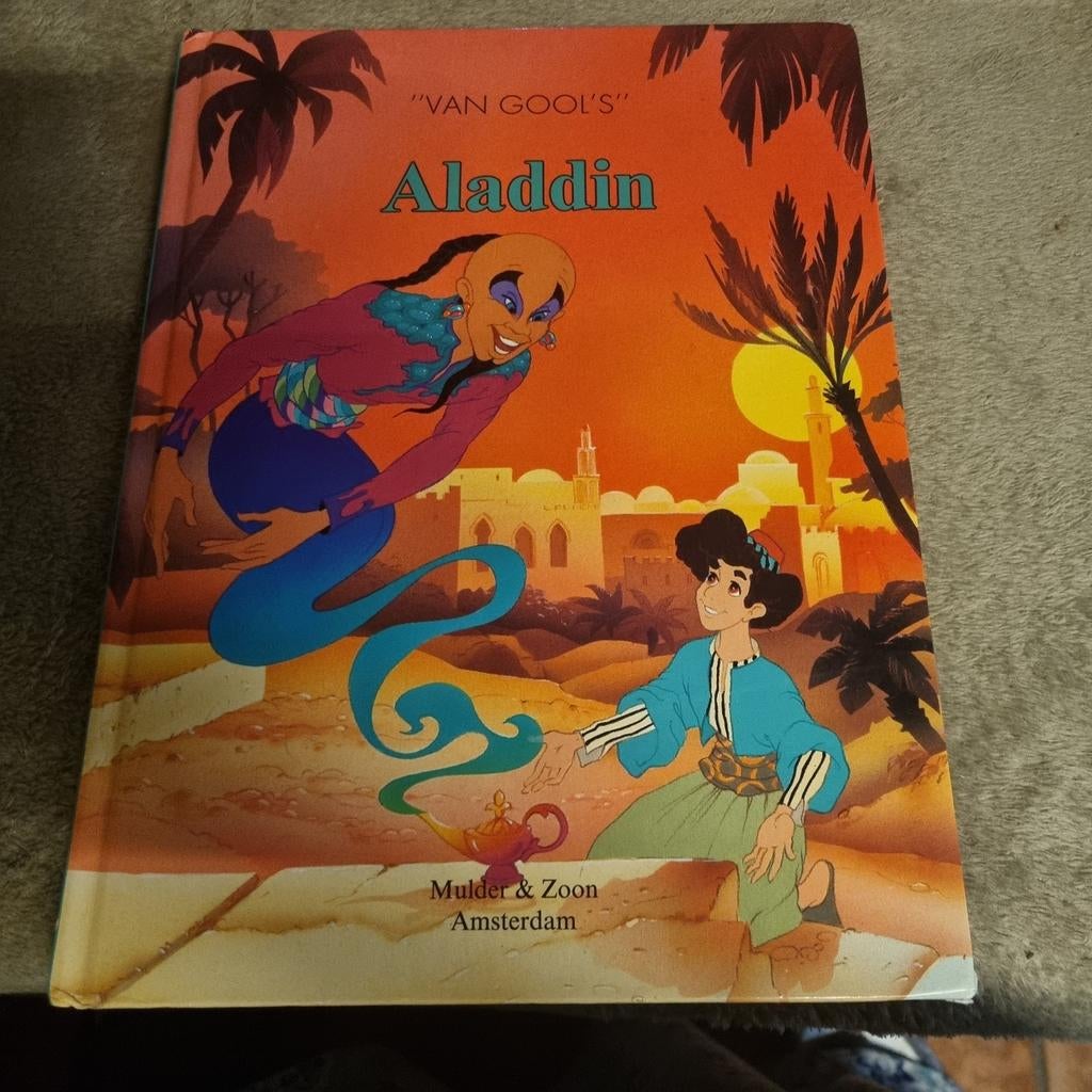 Aladdin sprookjesboek van Van Gool's, Ophalen of Verzenden, Gelezen