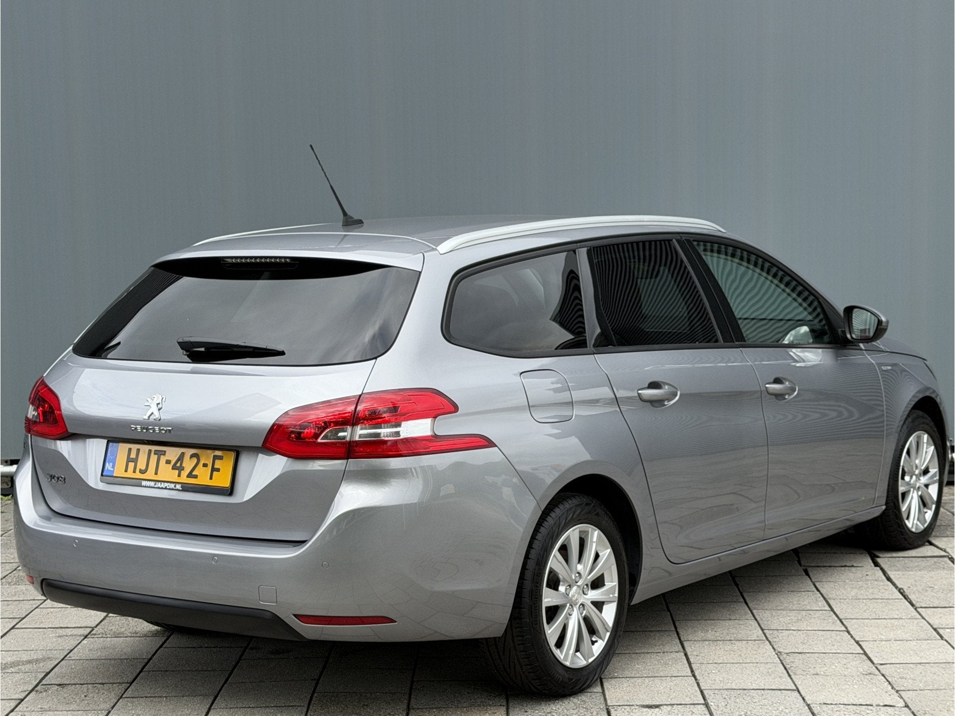 Peugeot 308 SW BWJ 2020 | 1.2T 111PK ACTIVE | CLIMA | NAVI |, Auto's, Voorwielaandrijving, Stof, Gebruikt, 1199 cc