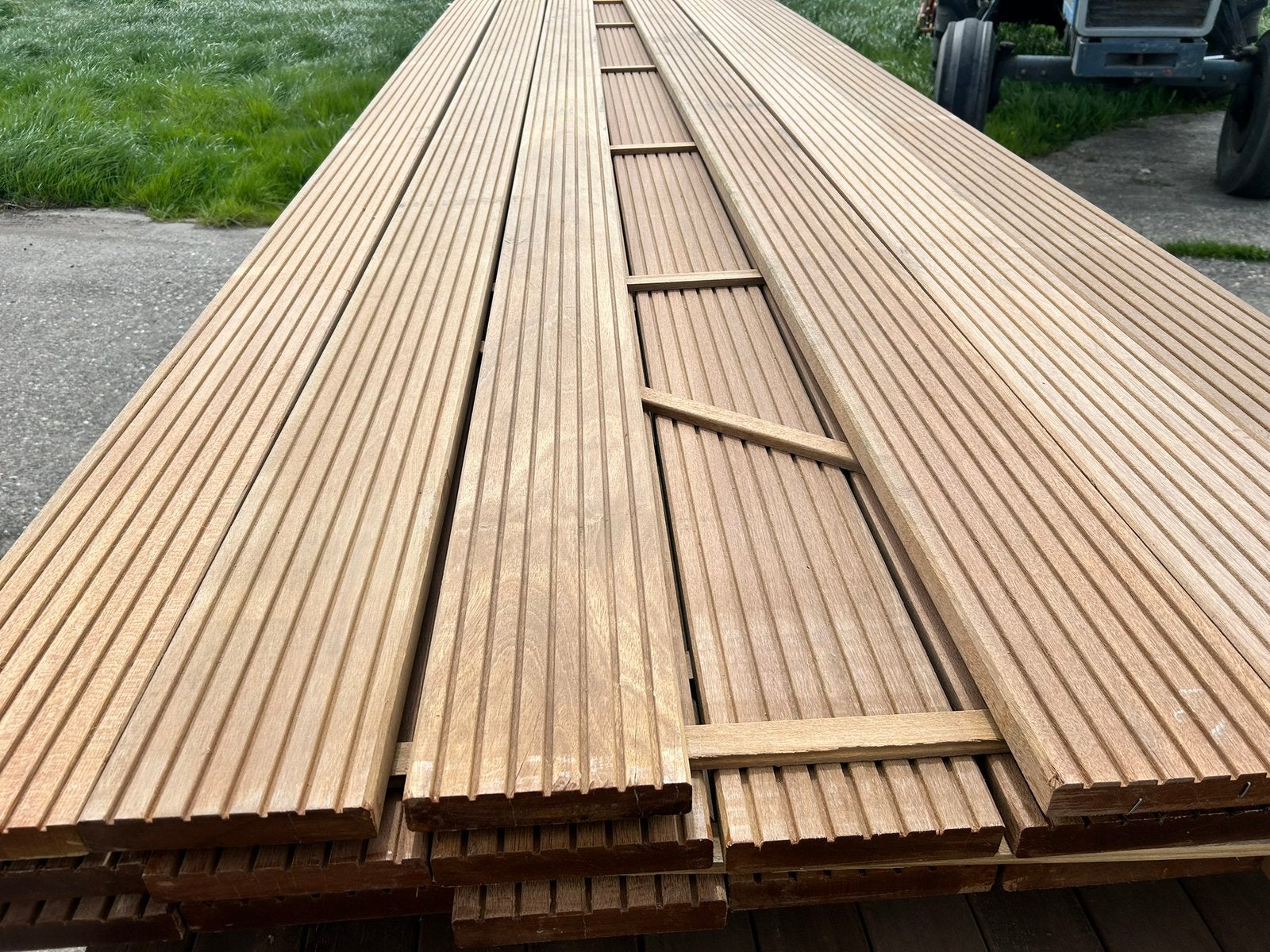 Bankirai vlonderplank 28x145 mm terrasplank, D, Nieuw, Ophalen of Verzenden, Hout