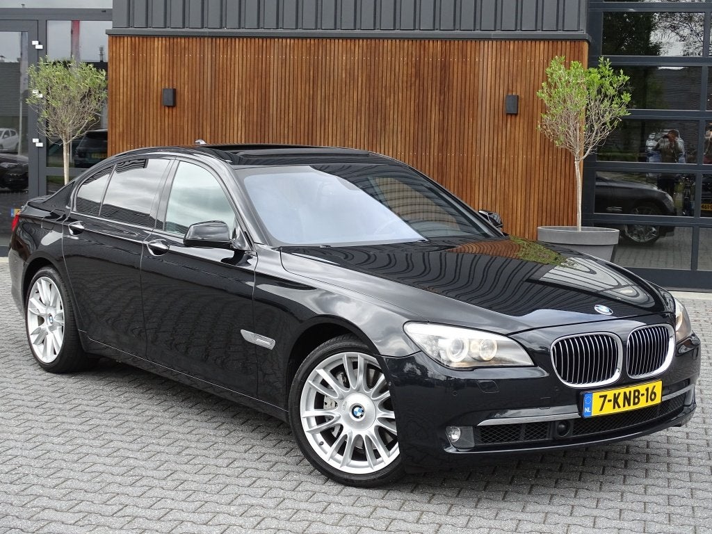 BMW 7 Serie 740i 326PK / High ex / Individual VIP / softclos, Automaat, Euro 5, Gebruikt, 4 stoelen