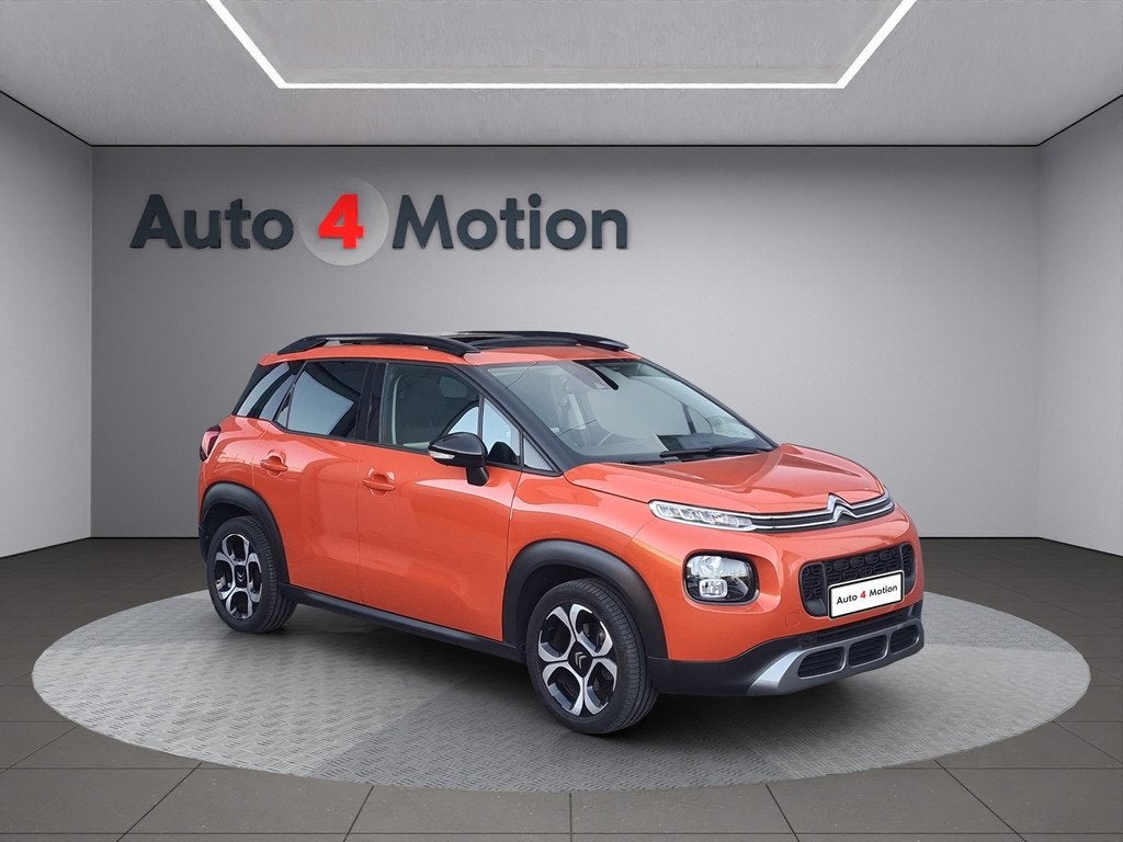 Citroen C3 Aircross 1.2 PureTech S&S Shine Met NAVIG / HEAD, Auto's, Citroën, Voorwielaandrijving, Gebruikt, Euro 6, Bedrijf