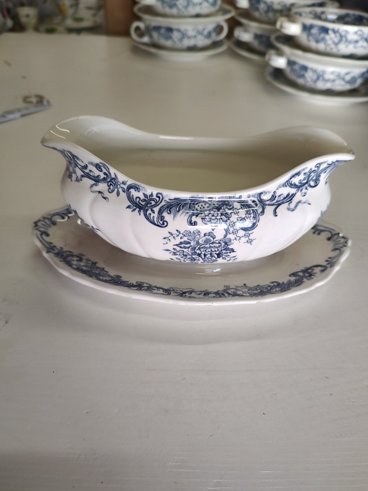 Villeroy & Boch Valeria Sauskom met Schotel, Antiek en Kunst, Antiek | Servies los, Ophalen of Verzenden