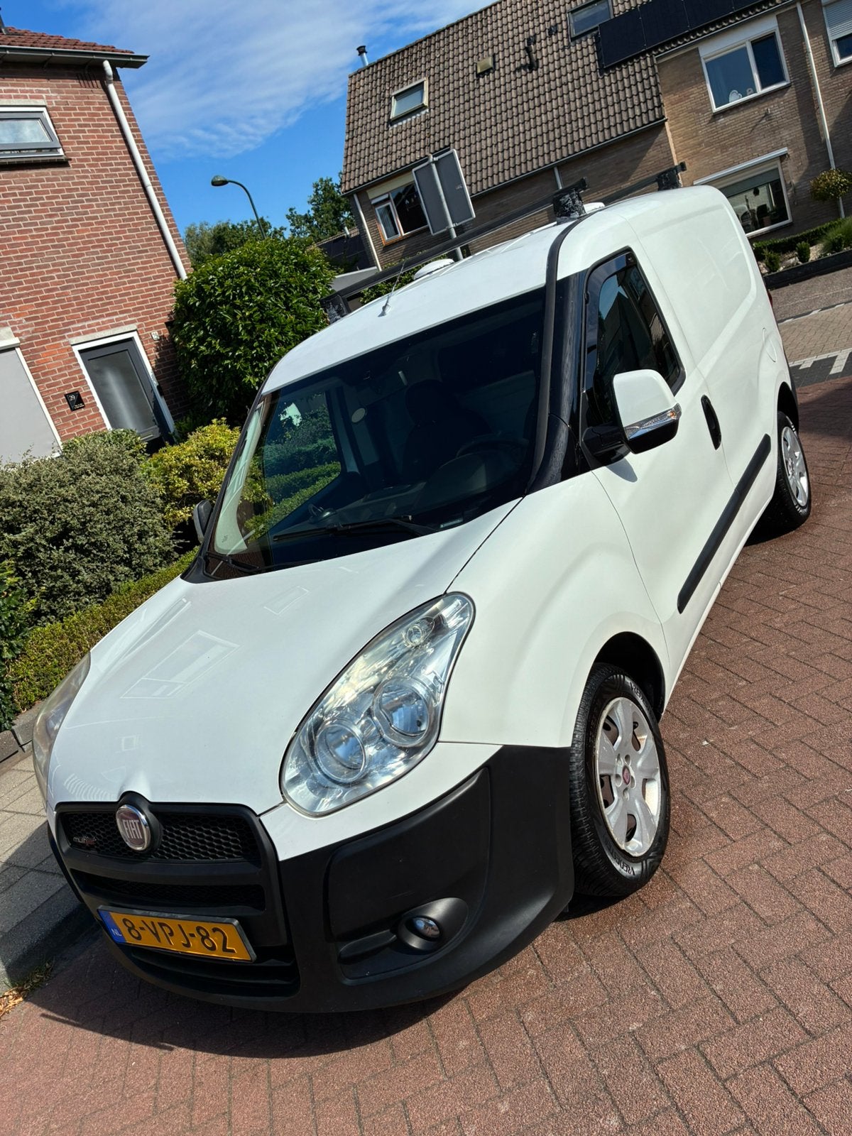 Fiat Doblo 1.6 D 2011 airco, trekhaak, ventilator stuk, Voorwielaandrijving, Stof, Zwart, 4 cilinders