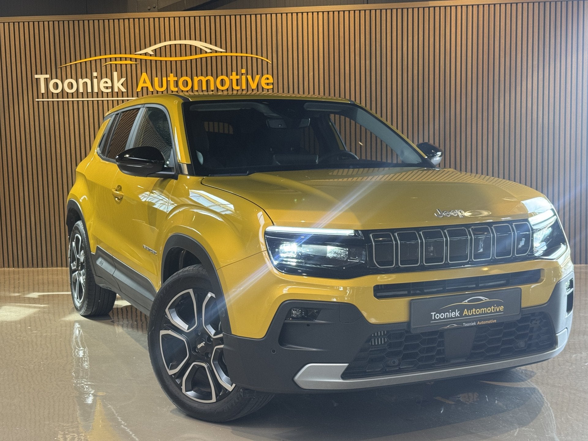 Jeep Avenger 1.2 Longitude Airco Navigatie LMV | (bj 2025), Auto's, Voorwielaandrijving, Stof, Gebruikt, Met garantie (alle)