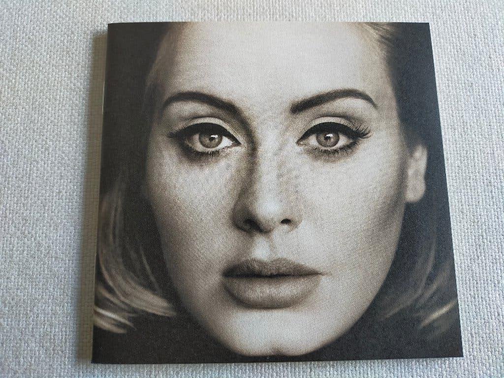 CD van Adele, Ophalen, 2010 - 2019, Zo goed als nieuw